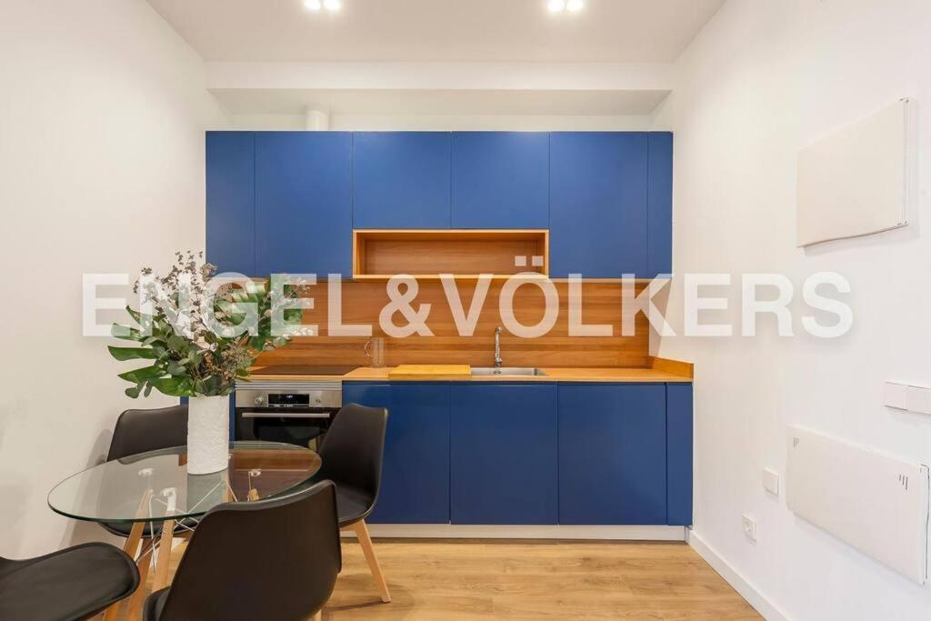 Moderno Apartamento En Pleno Centro Madrid Extérieur photo