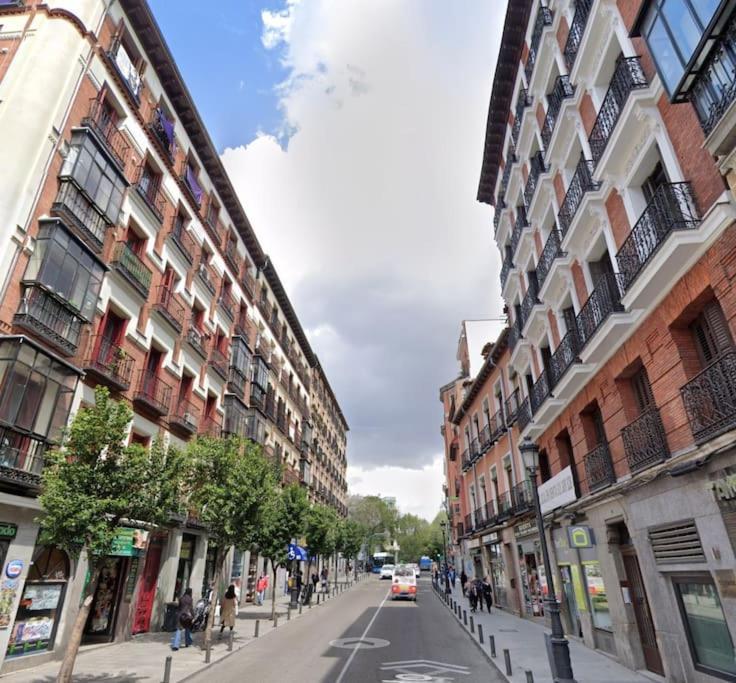 Moderno Apartamento En Pleno Centro Madrid Extérieur photo