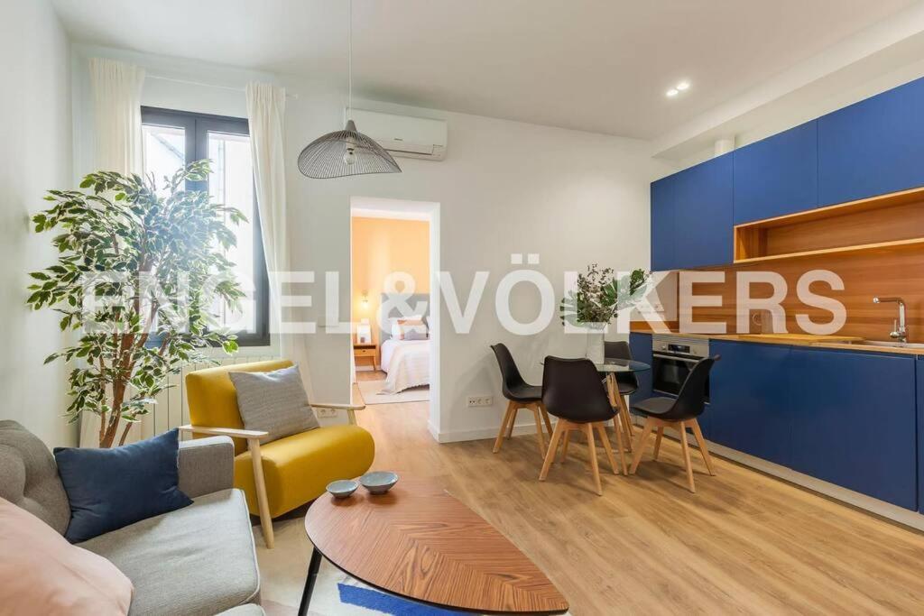 Moderno Apartamento En Pleno Centro Madrid Extérieur photo