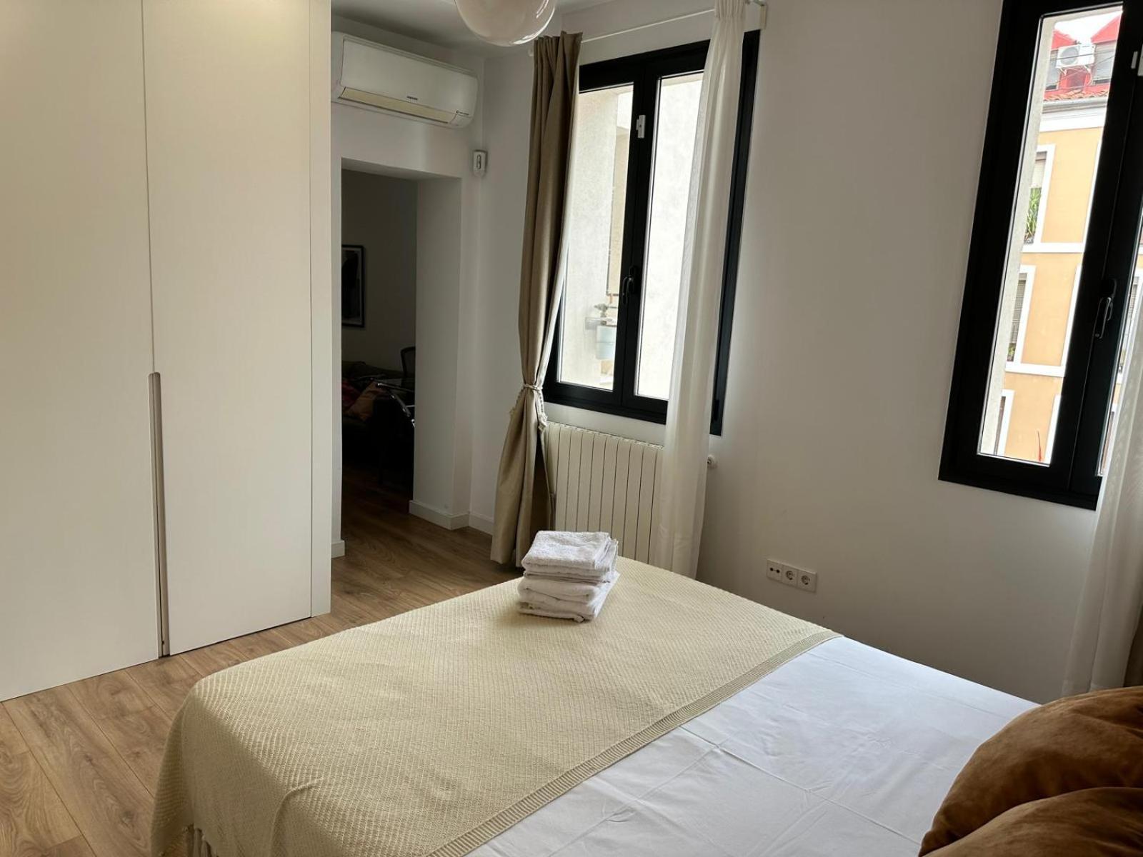 Moderno Apartamento En Pleno Centro Madrid Extérieur photo